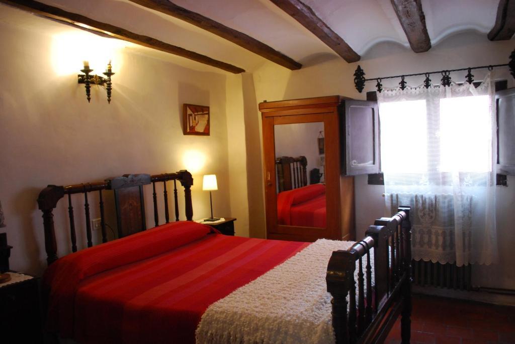 Hotel Fonda Del Tozal Teruel Zimmer foto